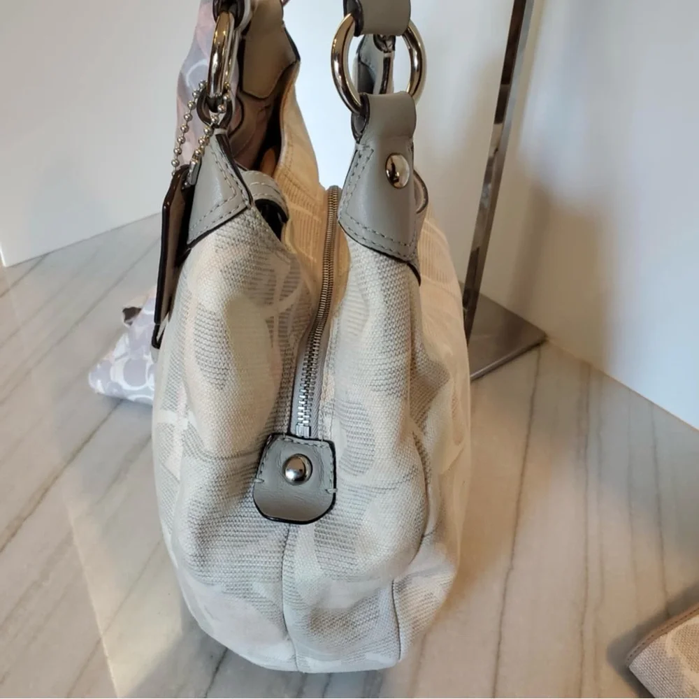 Coach SoHo Lynn Signature Hobo Shoulder Bag - Picture 5 of 15